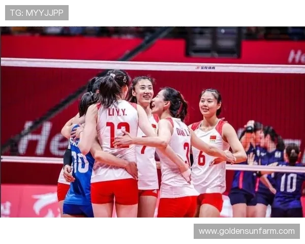中国女排逆转取胜强势晋级巴黎奥运展现团队精神与不屈斗志