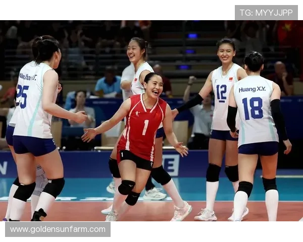 中国女排鏖战五局力克强敌再现团队精神掀起全国排球热潮